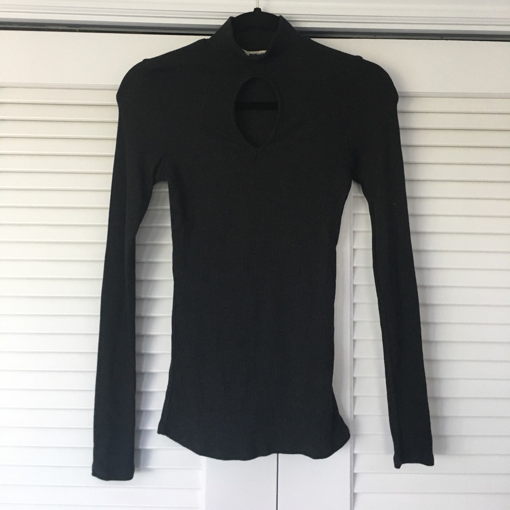 Gray keyhole sweater (never worn!)